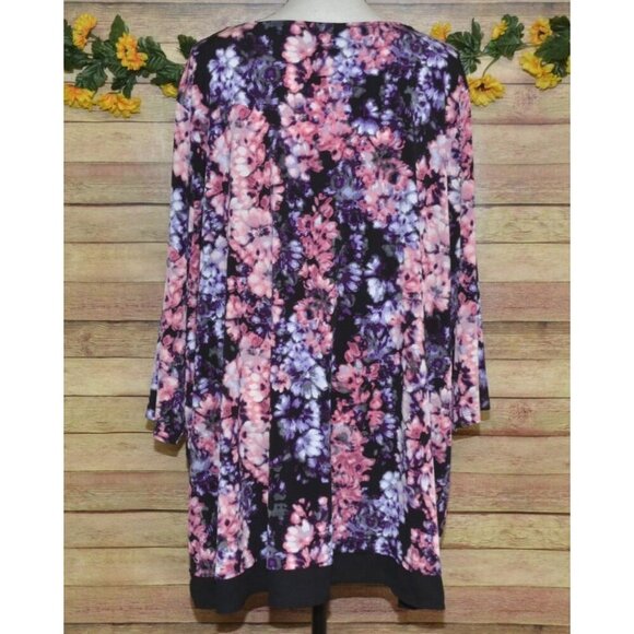 Catherines Watercolor Floral Blouse Size 3X 26W V-Neck 3/4 Sleeve Stretch Office - Picture 6 of 9